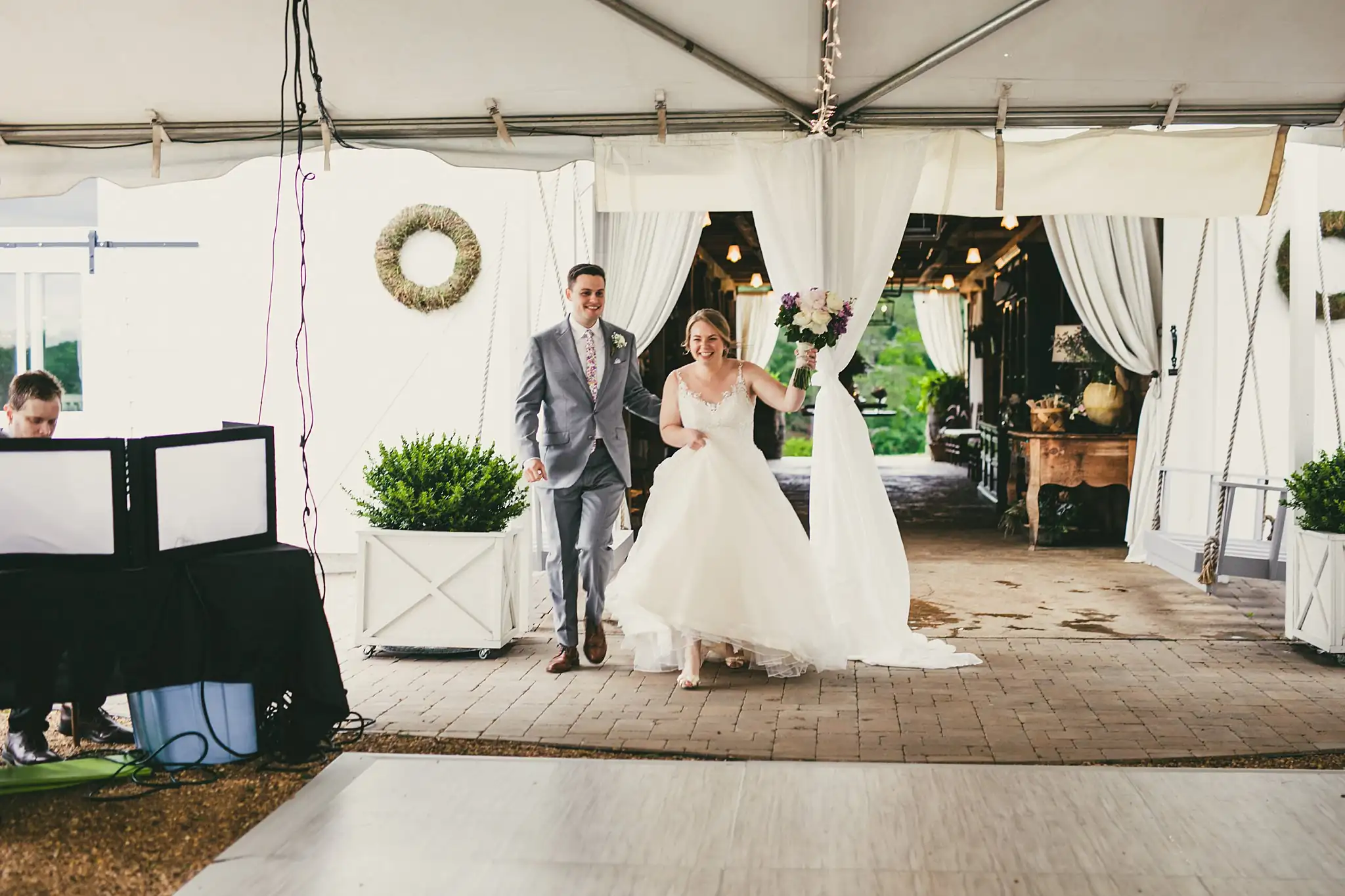 AtlantaWeddingPhotographers_1160.jpg Sweet Meadow Farm Wedding Atlanta Wedding Photographers