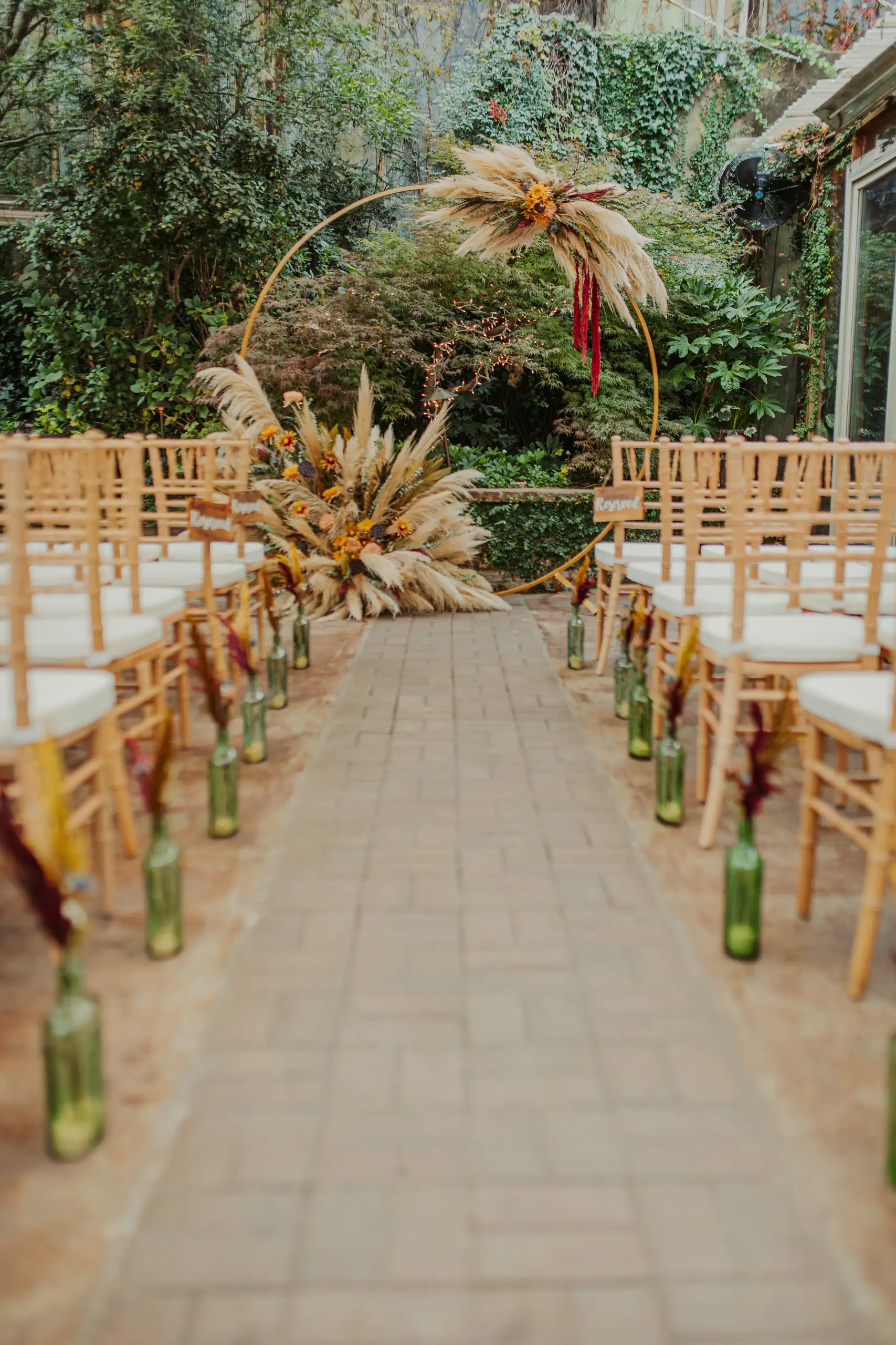 Details Wedding Alyssa Adam Wahoo Grill Atlanta Love and Story