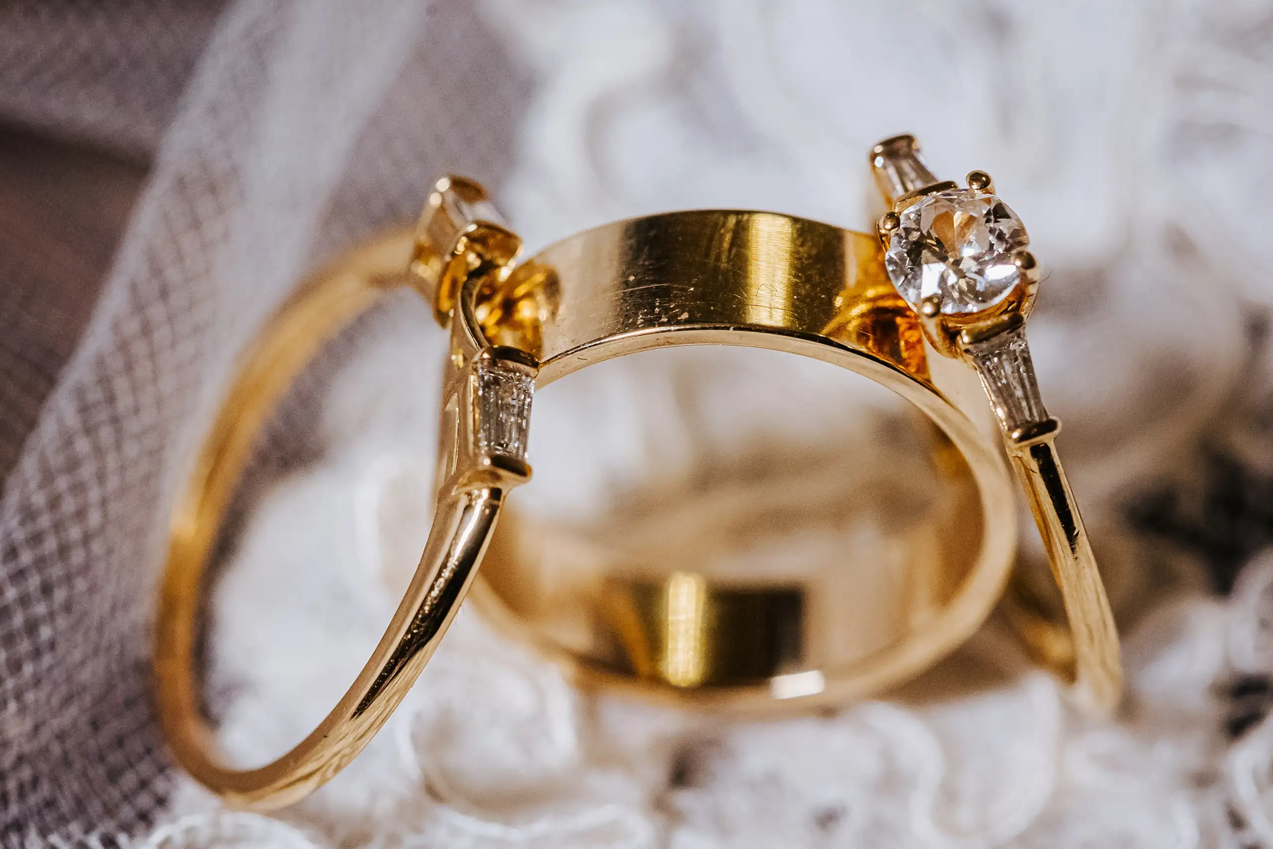 Details Wedding Alyssa Adam Wahoo Grill Atlanta Love and Story