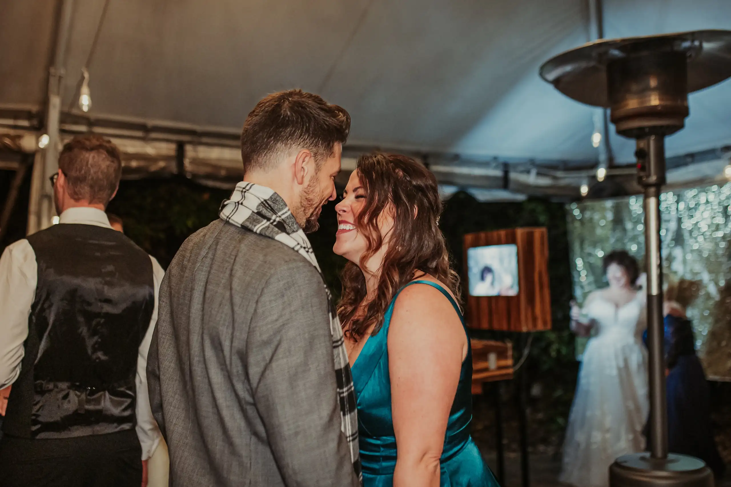 Reception Wedding Alyssa Adam Wahoo Grill Atlanta Love and Story