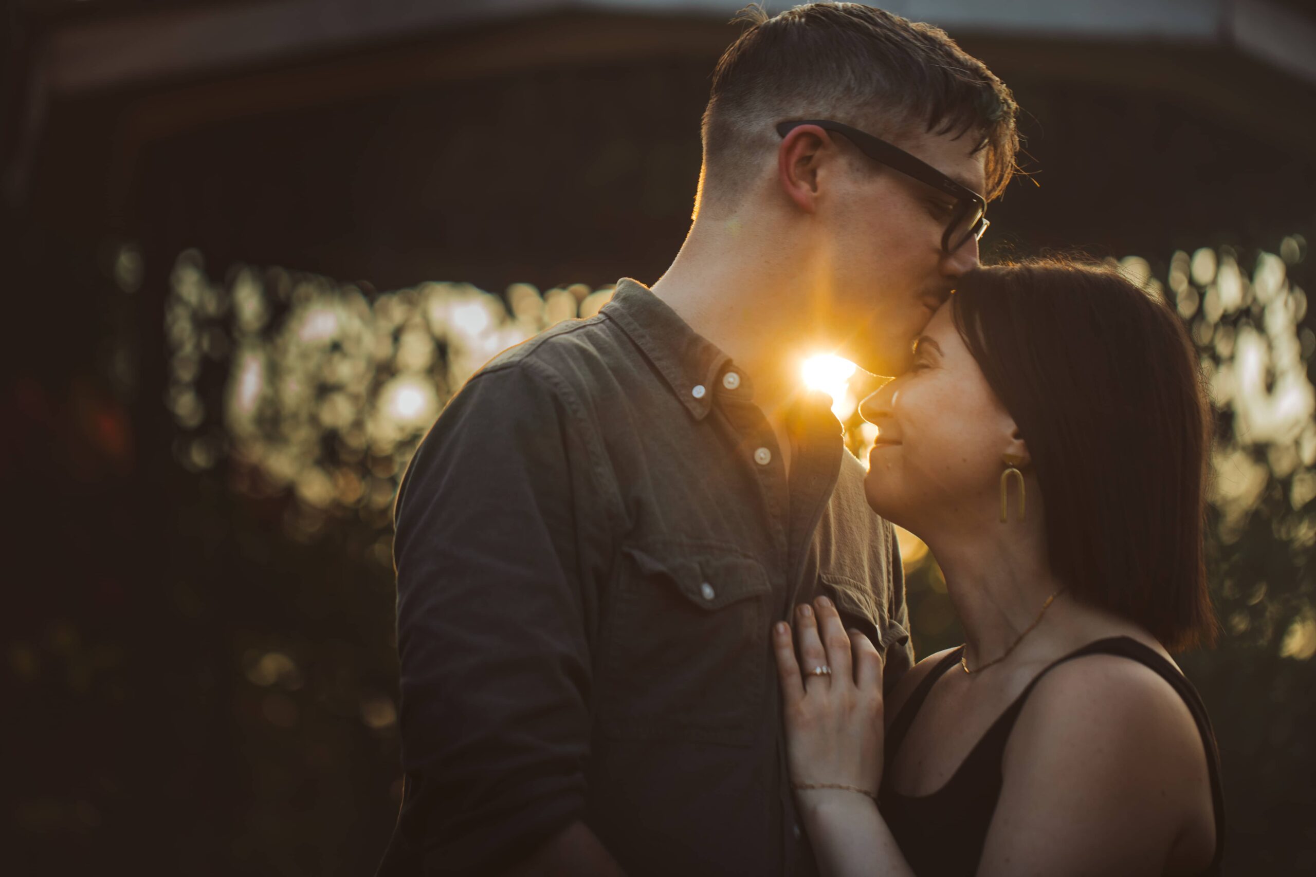 Engagement Session Oakland Cemetery Atlanta Wedding Photographers Love & Story