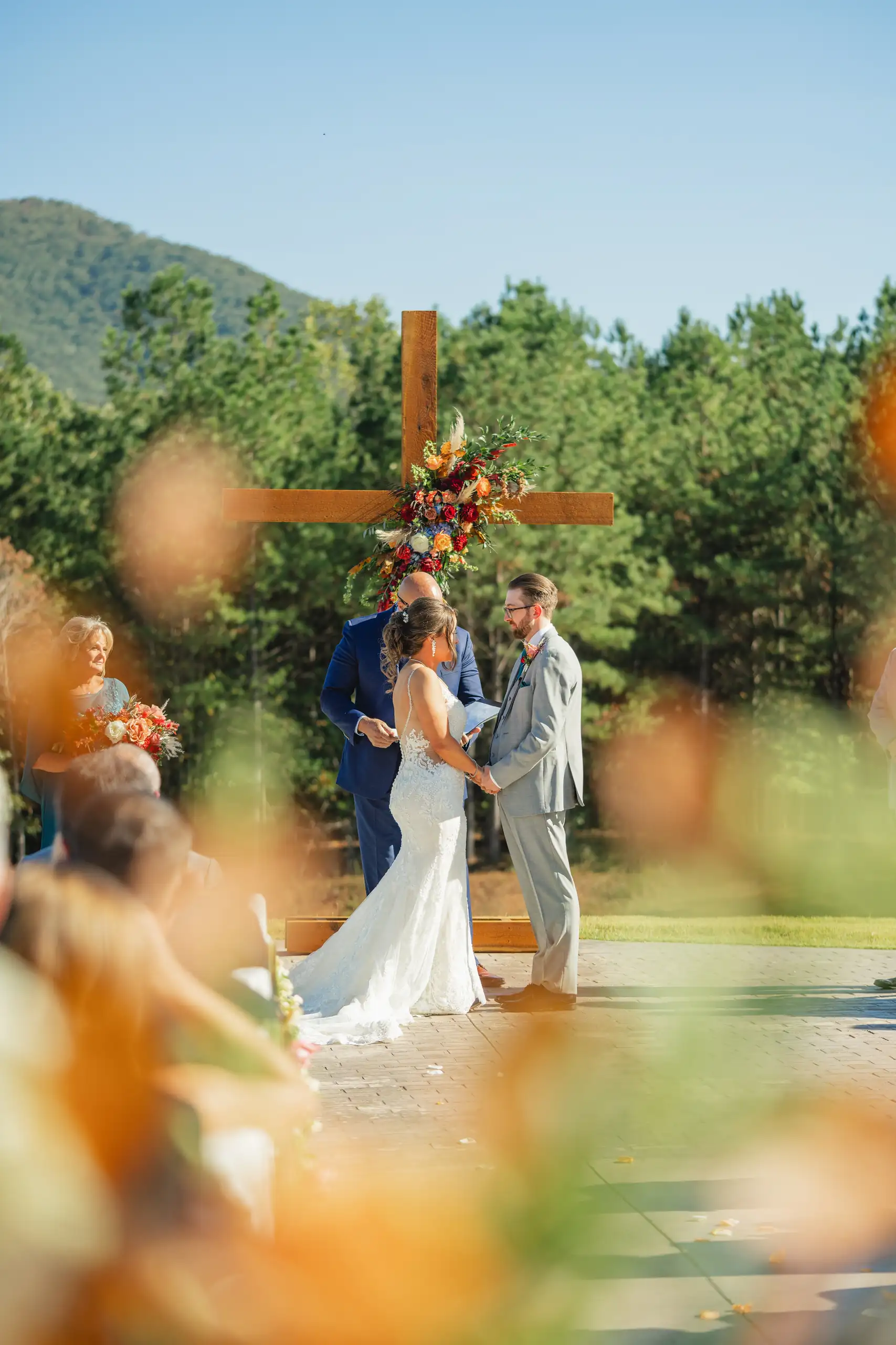 romantic wedding photographer